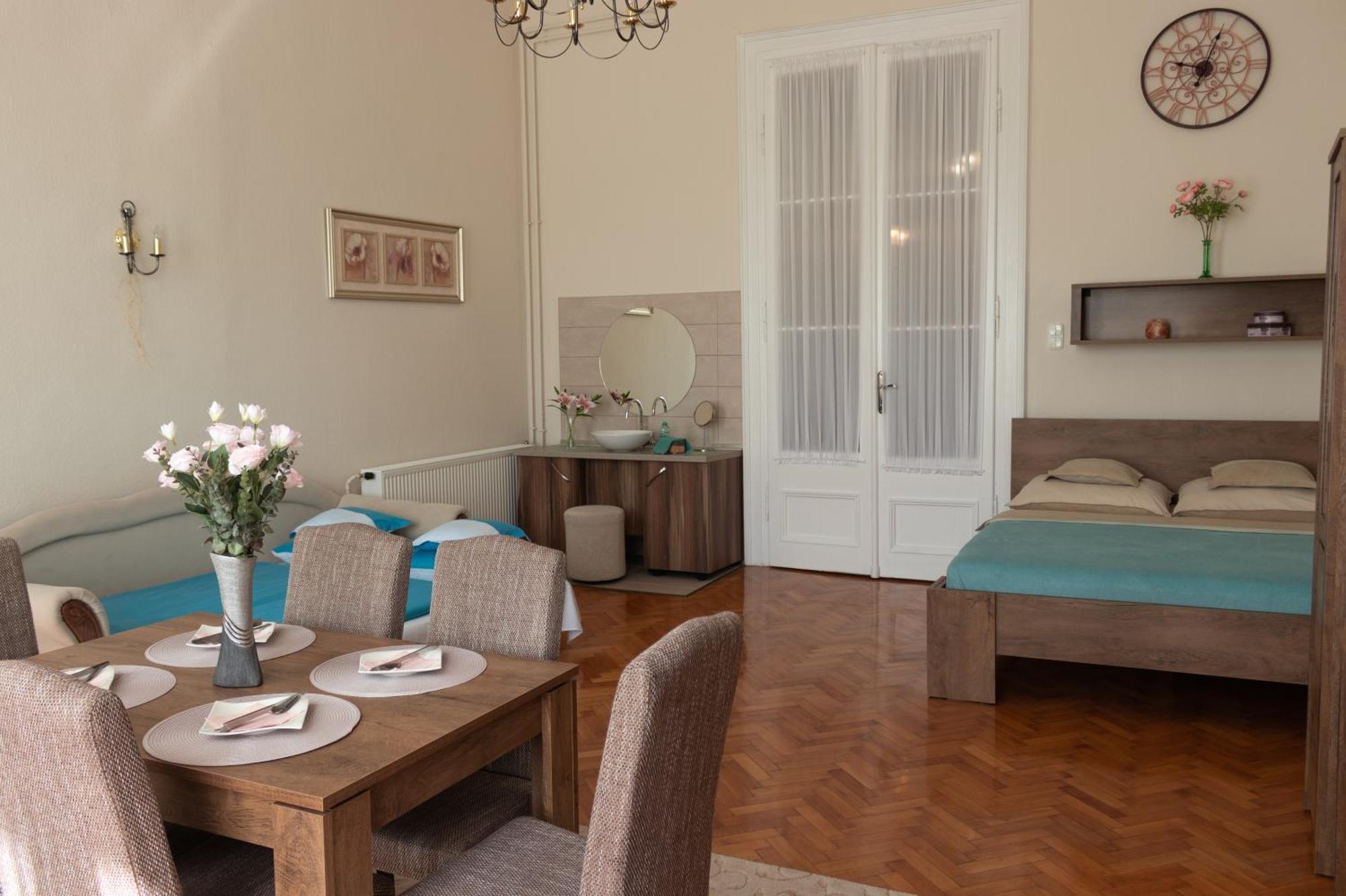 Suzy Apartman Eger Exteriér fotografie