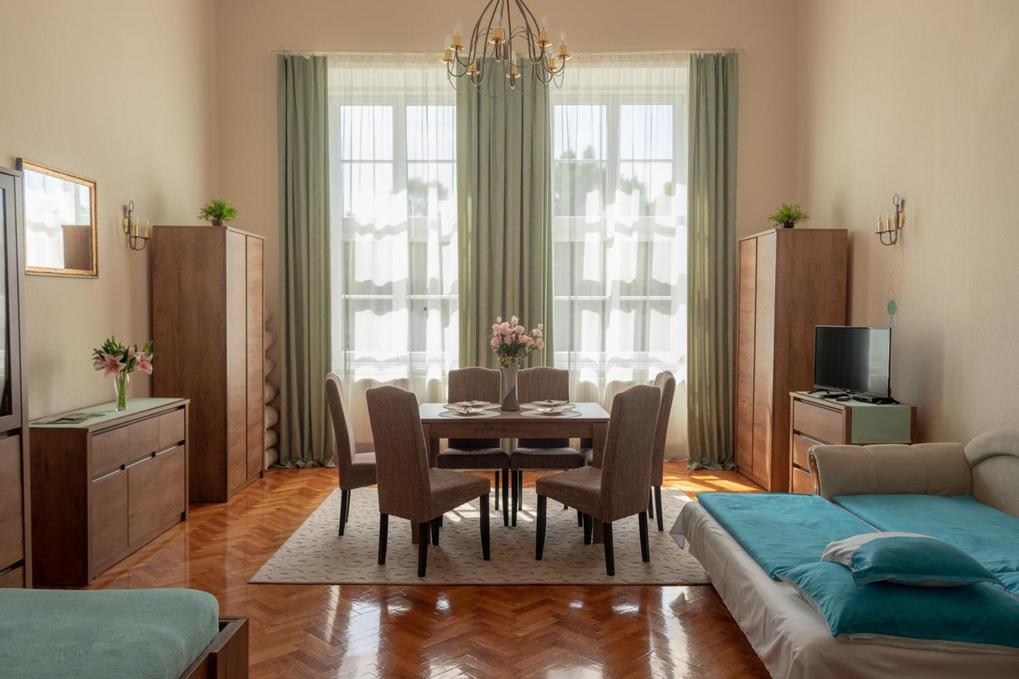 Suzy Apartman Eger Exteriér fotografie