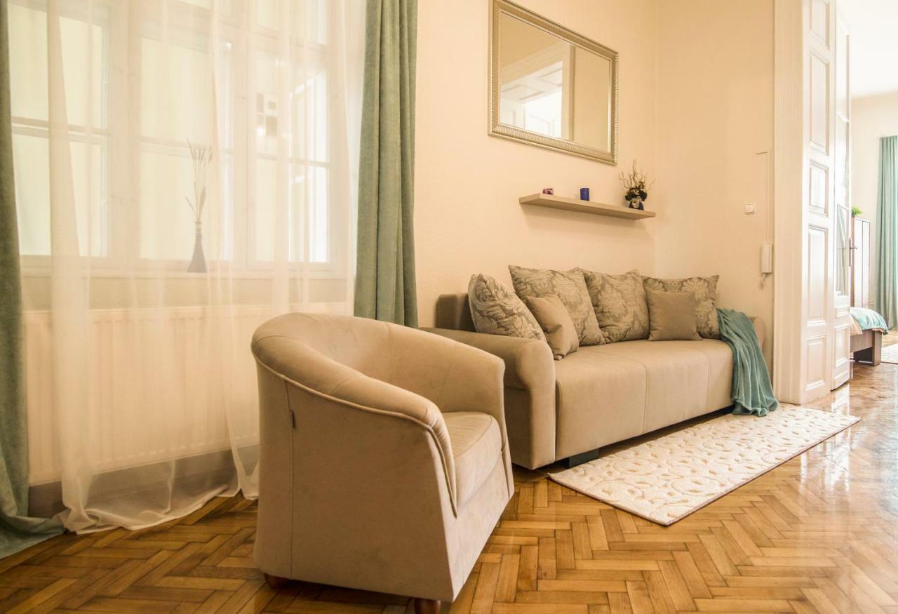 Suzy Apartman Eger Exteriér fotografie