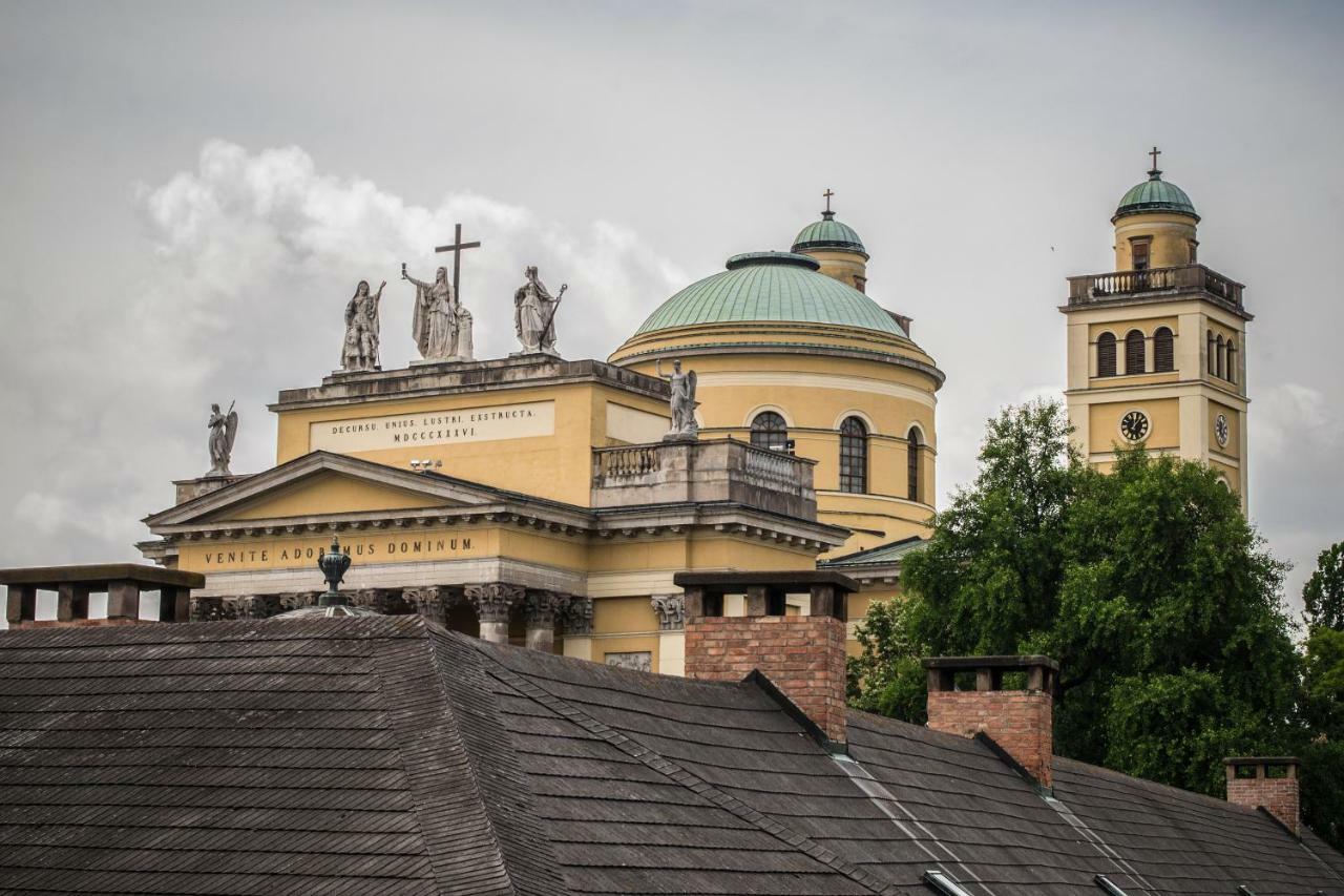 Suzy Apartman Eger Exteriér fotografie